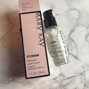 🆕 Mary Kay Night Solution/ Serum